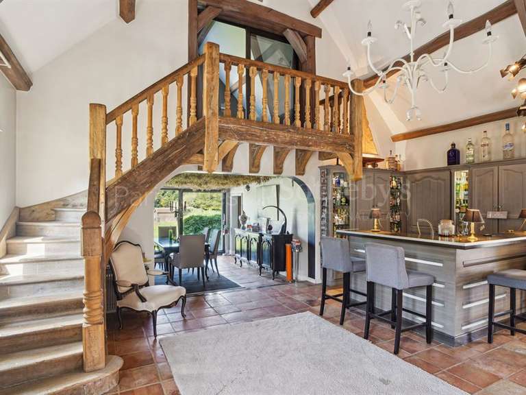 Maison Montfort-l'Amaury - 4 chambres - 345m²