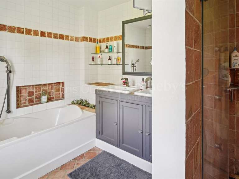 Maison Montfort-l'Amaury - 4 chambres - 345m²