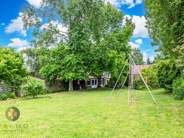 Maison Montfort-l'Amaury - 5 chambres - 225m²