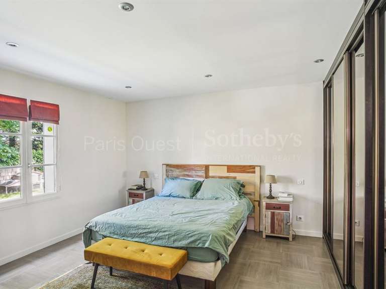 Maison Montfort-l'Amaury - 5 chambres - 240m²