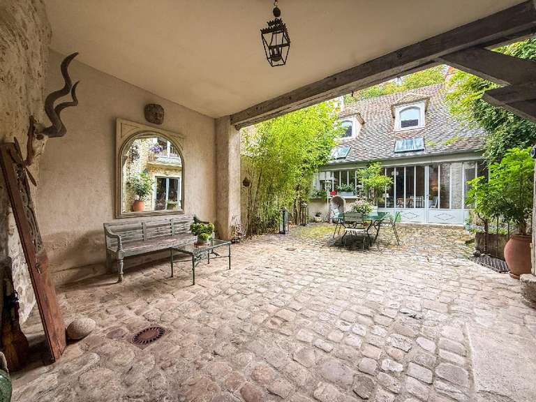 Maison Montfort-l'Amaury - 280m²