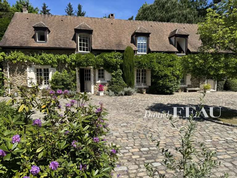 Maison Montfort-l'Amaury - 4 chambres - 200m²