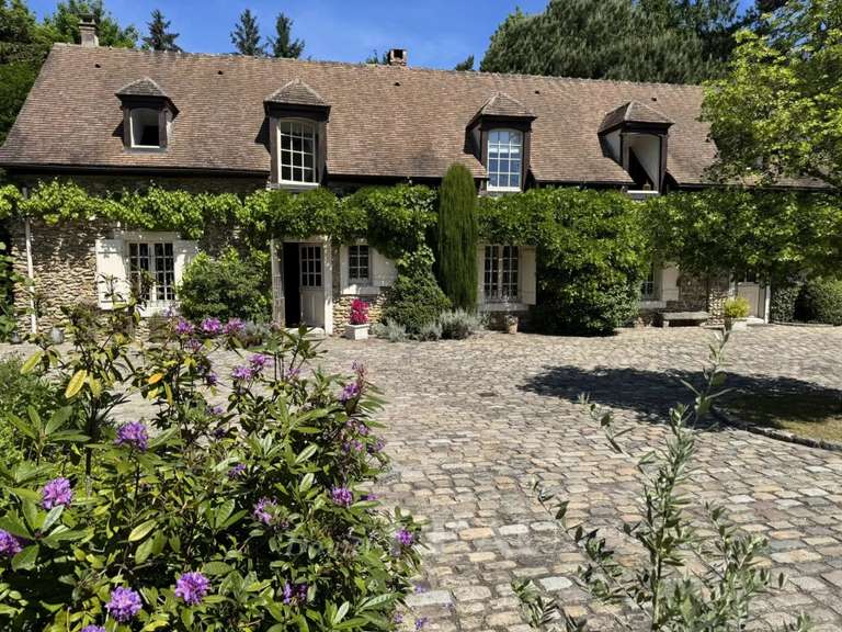 Maison Montfort-l'Amaury - 4 chambres - 200m²