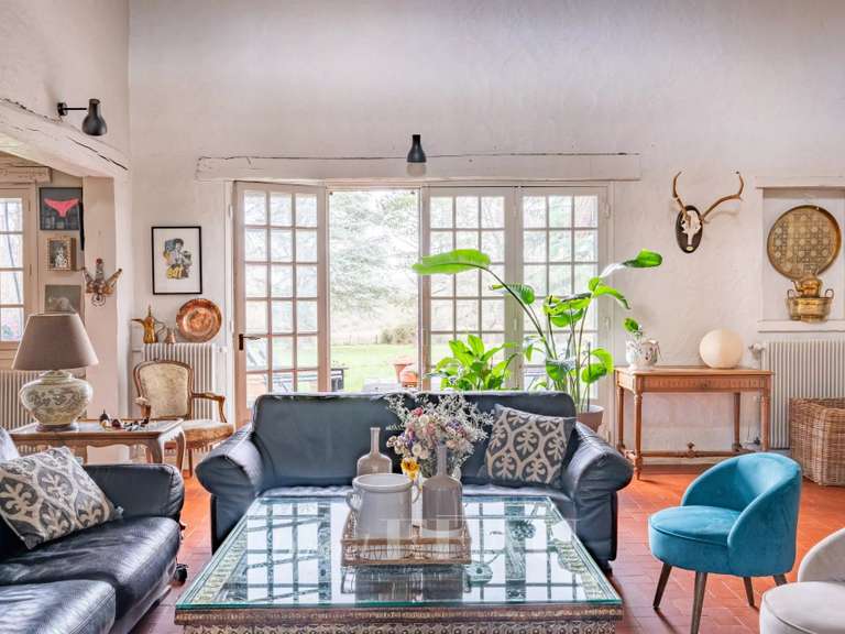 Maison Montfort-l'Amaury - 6 chambres - 330m²