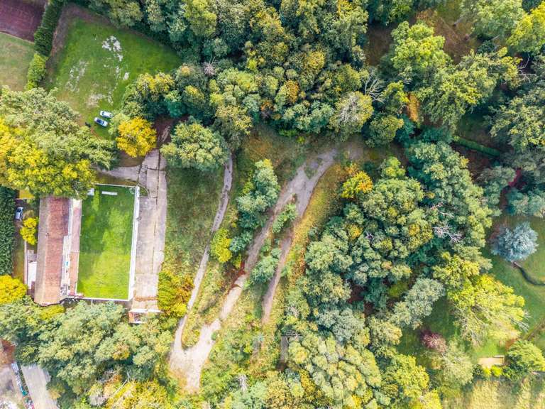 Maison Montfort-l'Amaury - 3 chambres - 360m²