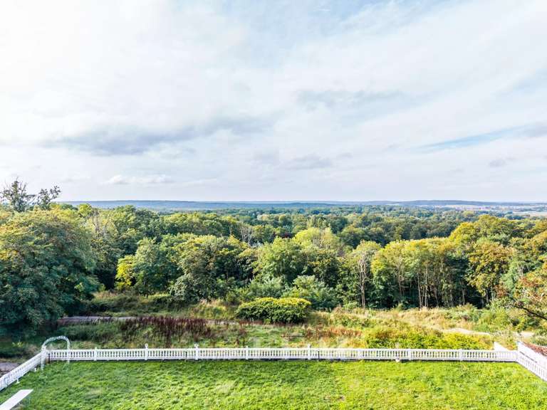 Maison Montfort-l'Amaury - 3 chambres - 360m²