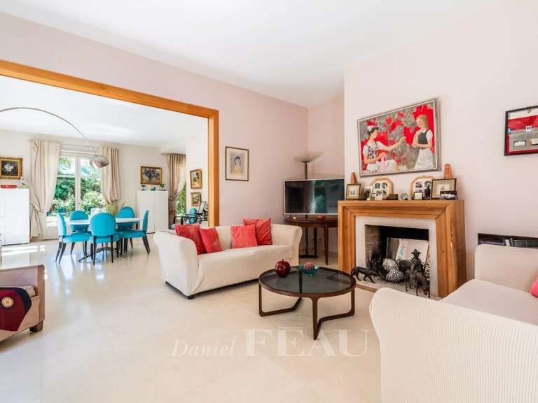 Maison Montfort-l'Amaury - 4 chambres - 300m²