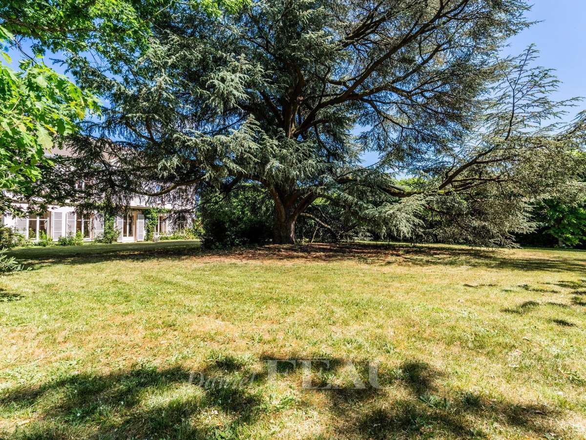 House Montfort-l'Amaury