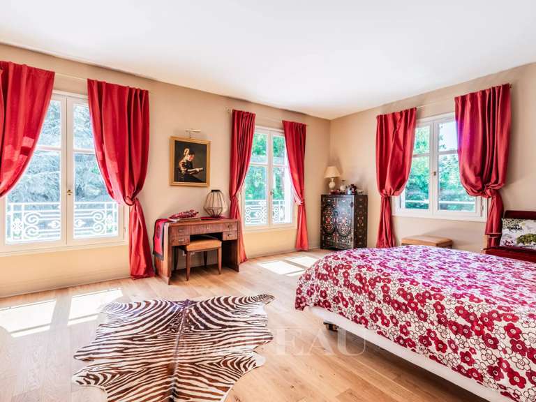 Maison Montfort-l'Amaury - 4 chambres - 300m²