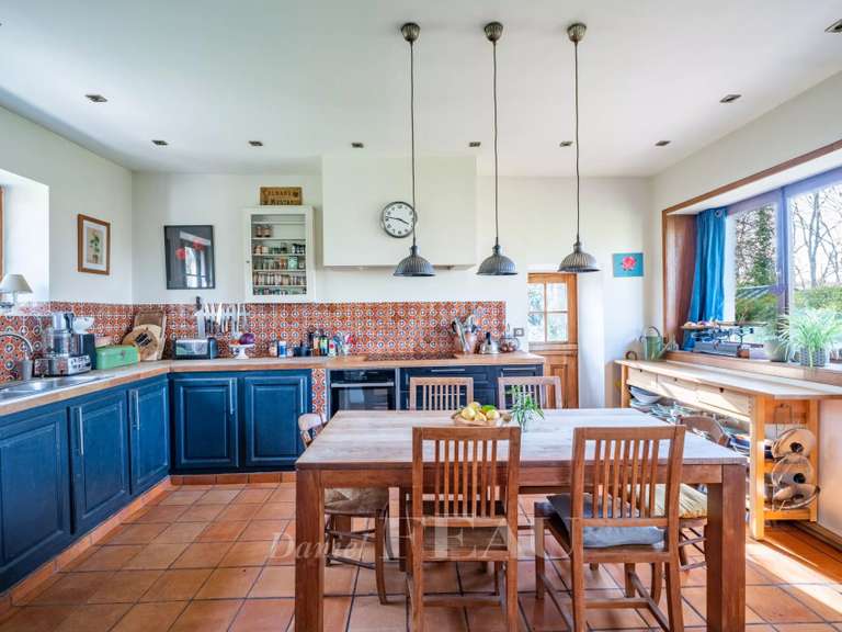 Maison Montfort-l'Amaury - 6 chambres - 300m²