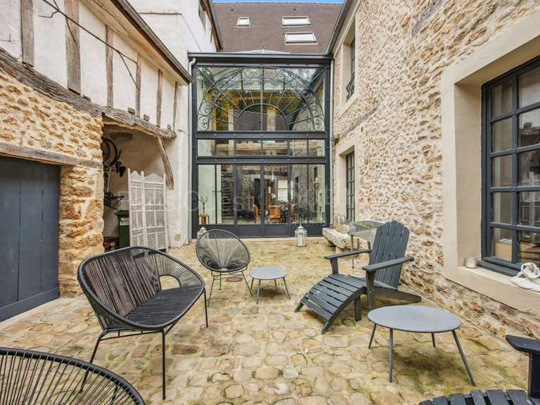 Maison Montfort-l'Amaury - 4 chambres - 360m²