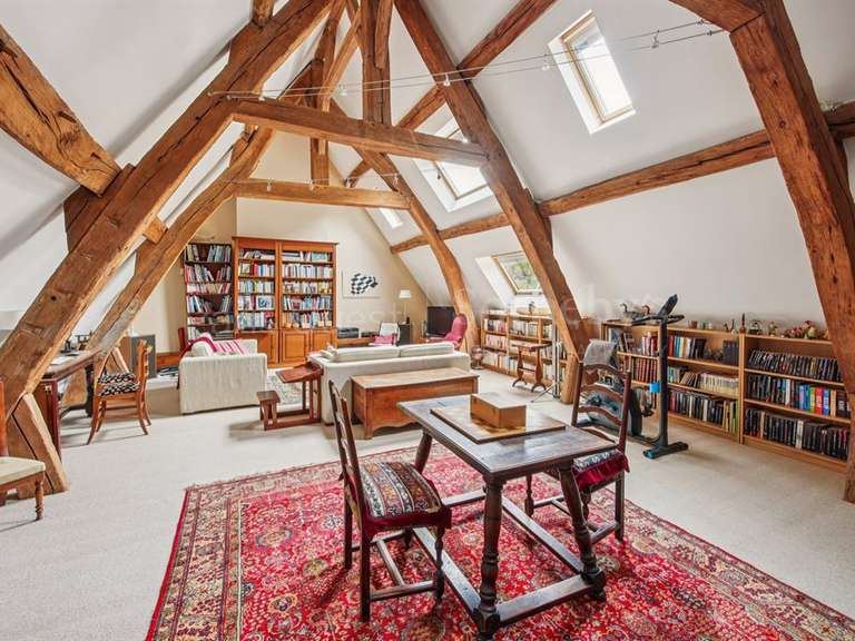Maison Montfort-l'Amaury - 4 chambres - 360m²