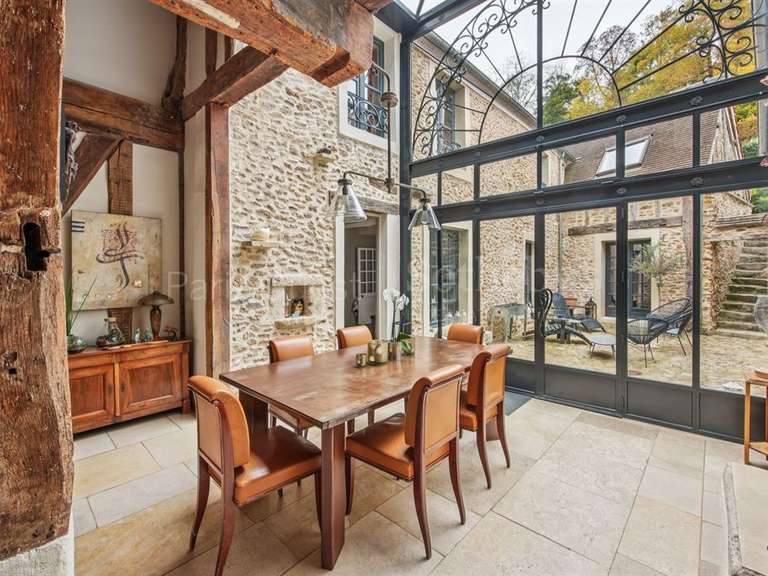 Maison Montfort-l'Amaury - 4 chambres - 360m²