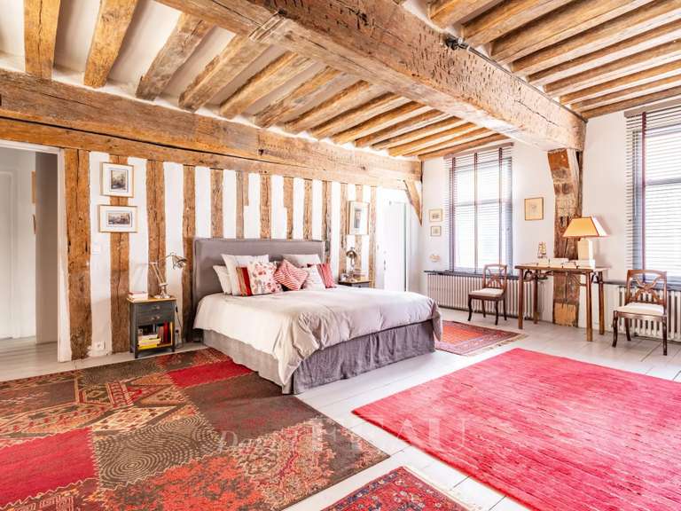 Maison Montfort-l'Amaury - 4 chambres - 417m²