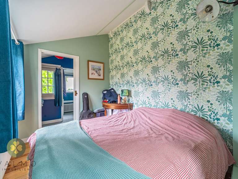 House Montfort-l'Amaury - 5 bedrooms - 225m²