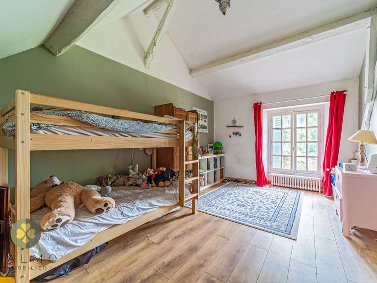 House Montfort-l'Amaury - 5 bedrooms - 225m²