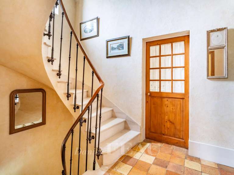 Maison Montfort-l'Amaury - 4 chambres - 220m²
