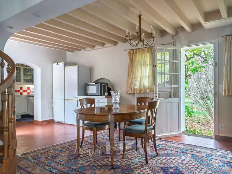 Maison Montfort-l'Amaury - 4 chambres - 191m²