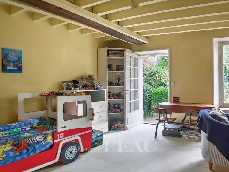 Maison Montfort-l'Amaury - 4 chambres - 191m²