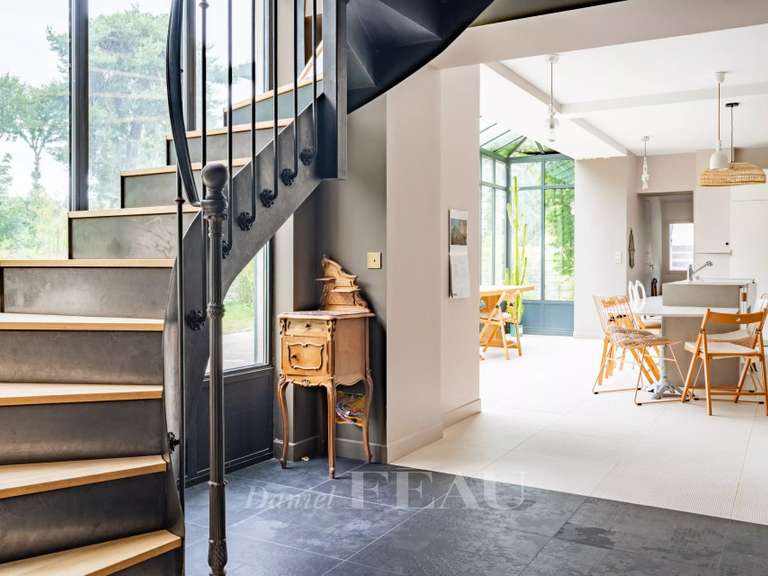 Maison Montfort-l'Amaury - 4 chambres - 210m²