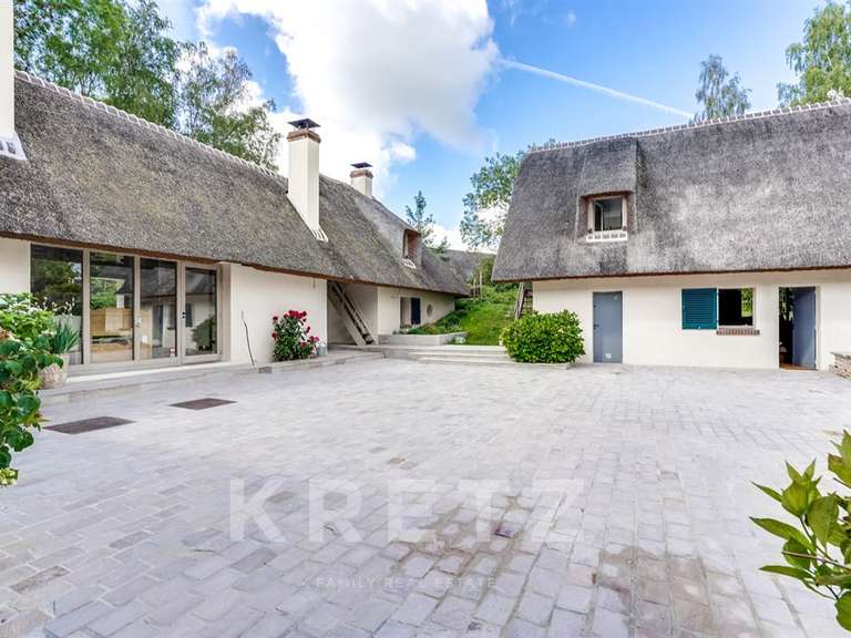 Maison Montfort-l'Amaury - 9 chambres - 480m²