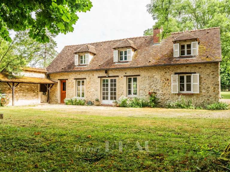 Maison Montfort-l'Amaury - 10 chambres - 575m²