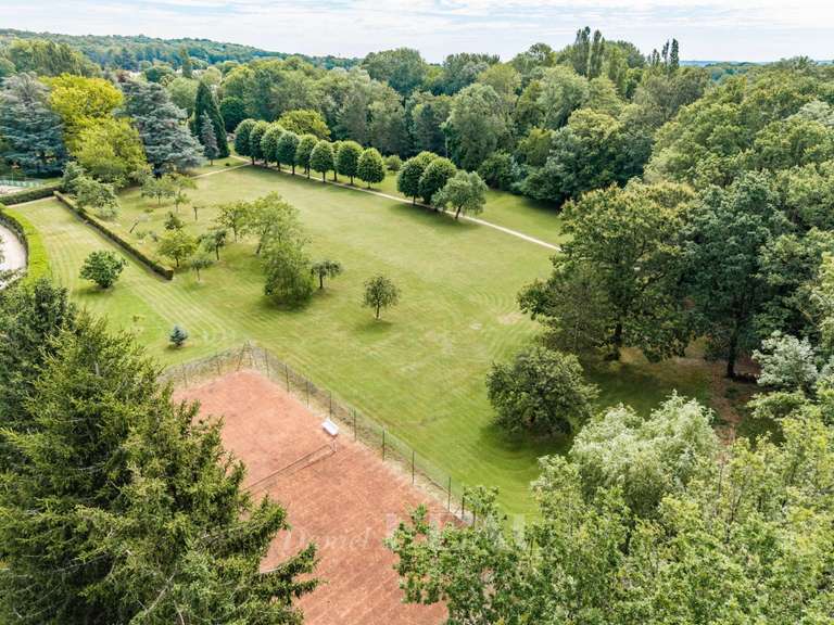 Maison Montfort-l'Amaury - 10 chambres - 575m²