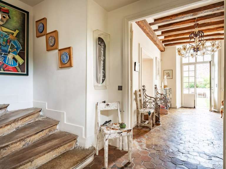 Maison Montfort-l'Amaury - 5 chambres - 394m²