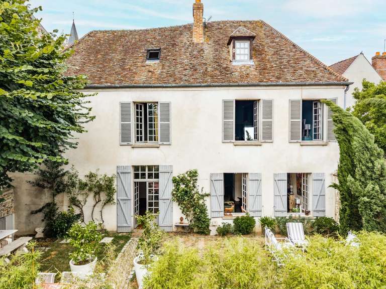 Maison Montfort-l'Amaury - 5 chambres - 394m²