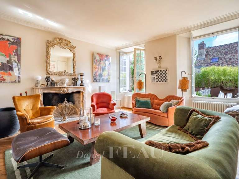 Maison Montfort-l'Amaury - 5 chambres - 394m²