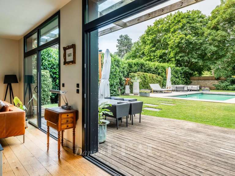 Maison Montfort-l'Amaury - 4 chambres - 215m²