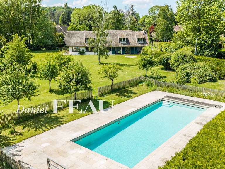 Maison Montfort-l'Amaury - 9 chambres - 480m²