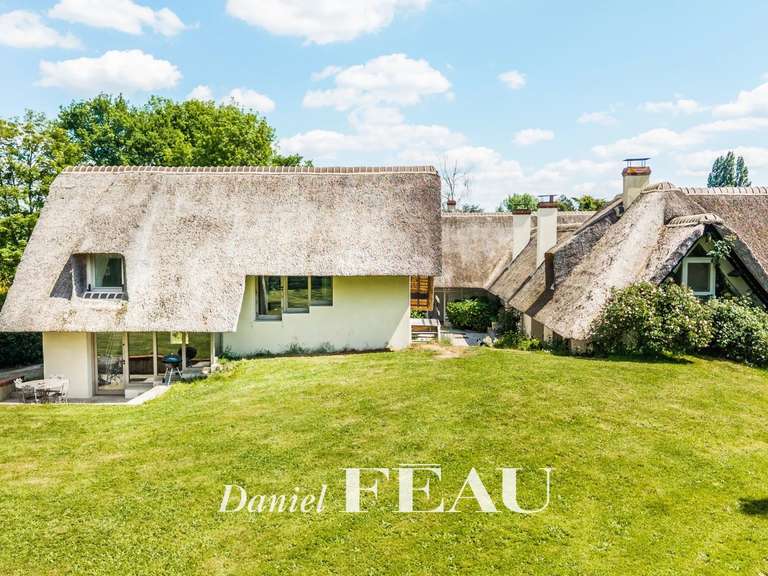 Maison Montfort-l'Amaury - 9 chambres - 480m²