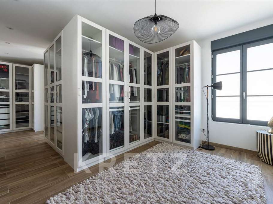House Montfort-l'Amaury