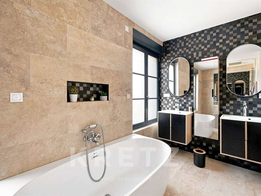 House Montfort-l'Amaury