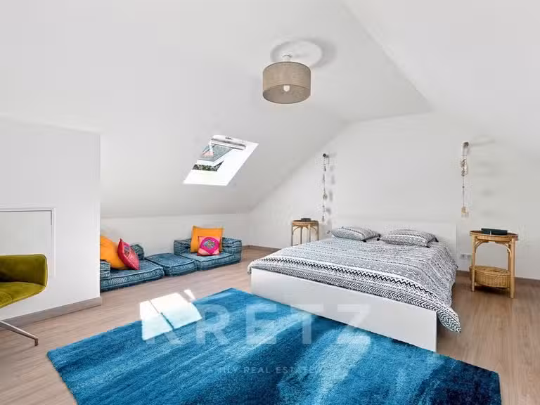Maison Montfort-l'Amaury - 5 chambres - 333m²