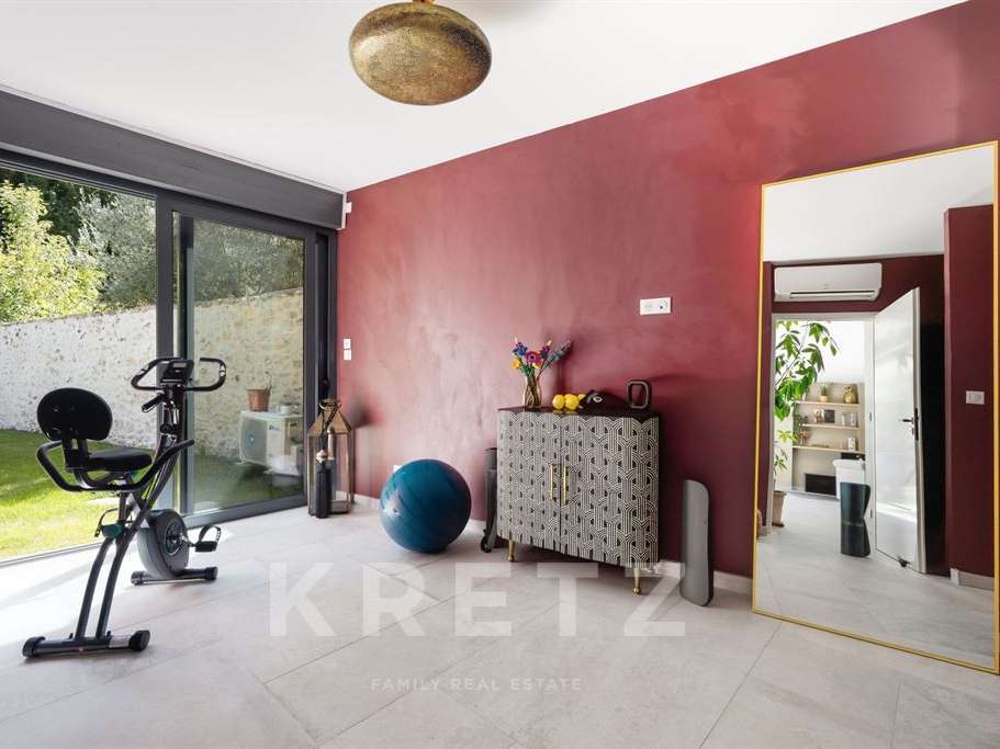 House Montfort-l'Amaury