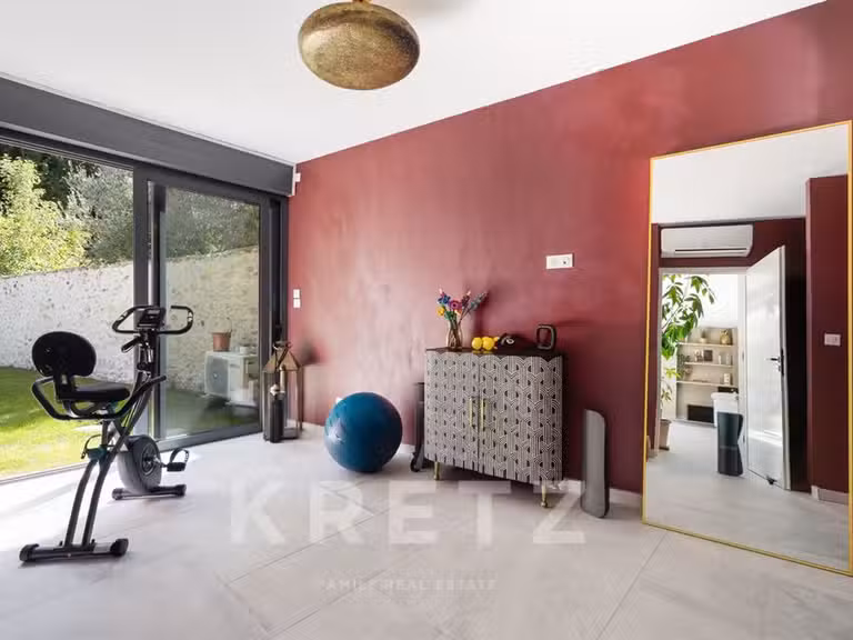 Maison Montfort-l'Amaury - 5 chambres - 333m²