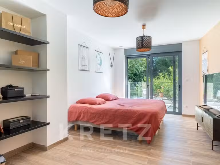 Maison Montfort-l'Amaury - 5 chambres - 333m²