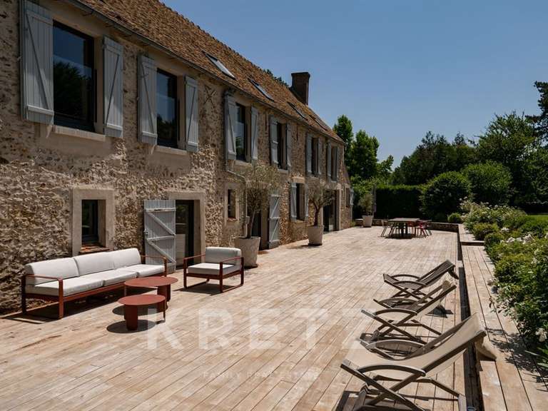 Propriété Montfort-l'Amaury - 6 chambres - 410m²