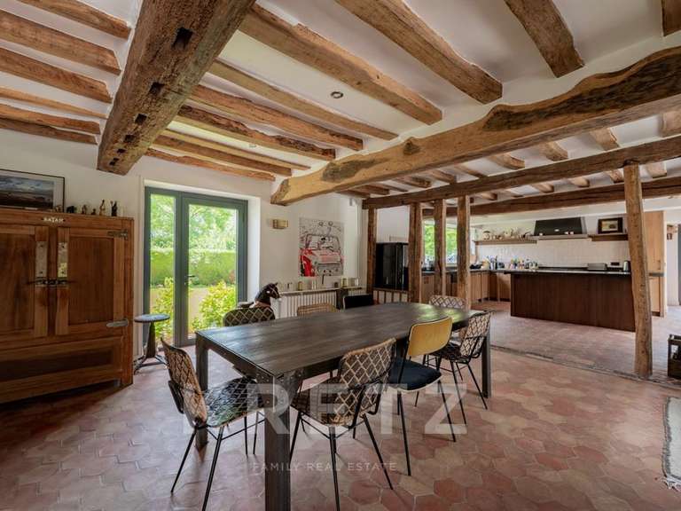 Propriété Montfort-l'Amaury - 6 chambres - 410m²