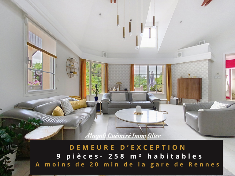Maison Montfort-sur-Meu - 7 chambres - 258m²