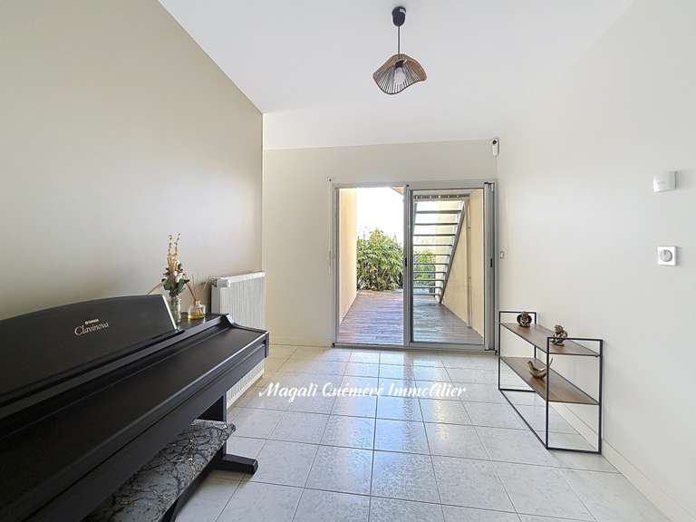 Maison Montfort-sur-Meu - 5 chambres - 259m²