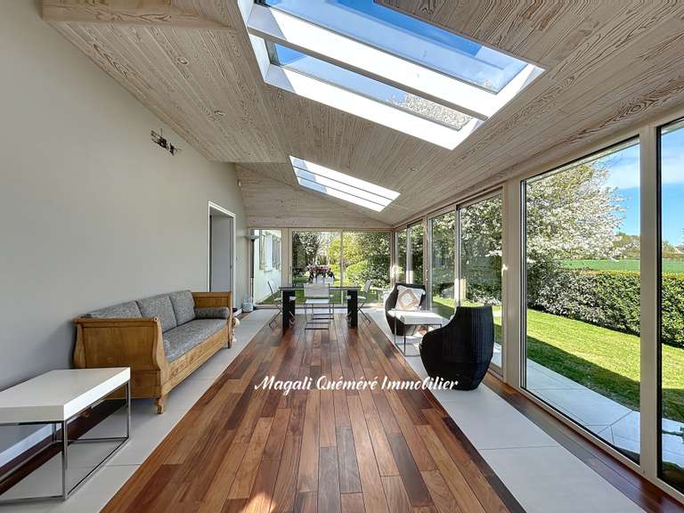 Maison Montfort-sur-Meu - 6 chambres - 299m²