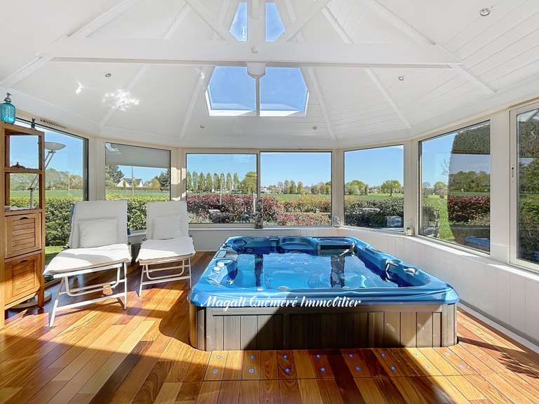 Maison Montfort-sur-Meu - 6 chambres - 299m²