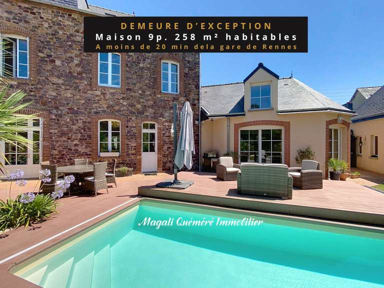 Maison Montfort-sur-Meu - 7 chambres - 258m²