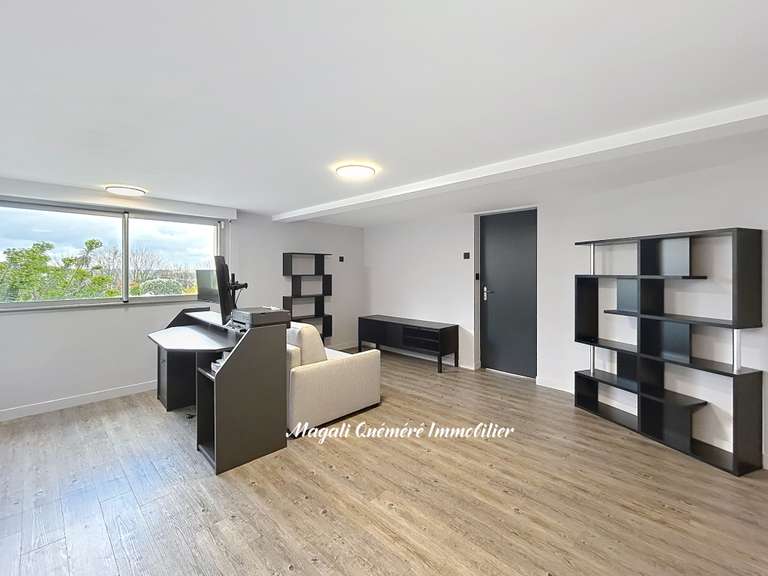 Maison Montfort-sur-Meu - 5 chambres - 251m²