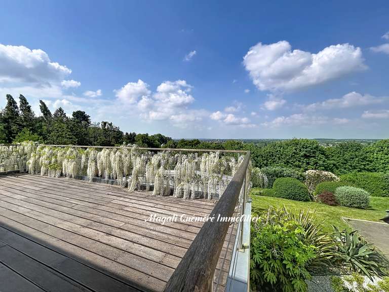 Maison Montfort-sur-Meu - 5 chambres - 251m²