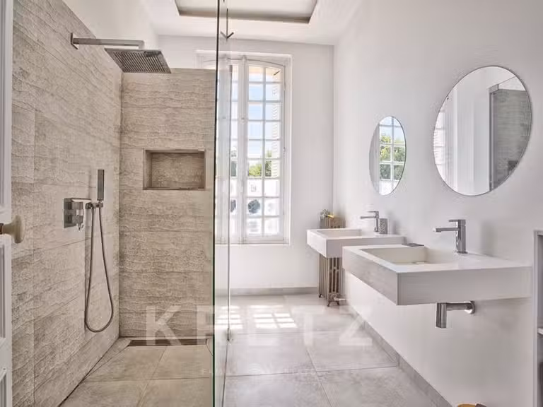 Manoir Montfort-sur-Risle - 8 chambres - 420m²