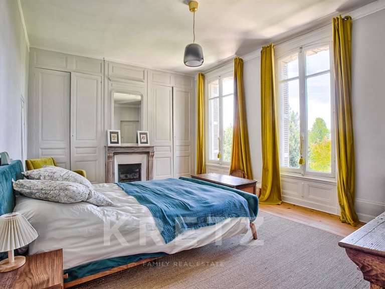 Manoir Montfort-sur-Risle - 8 chambres - 420m²